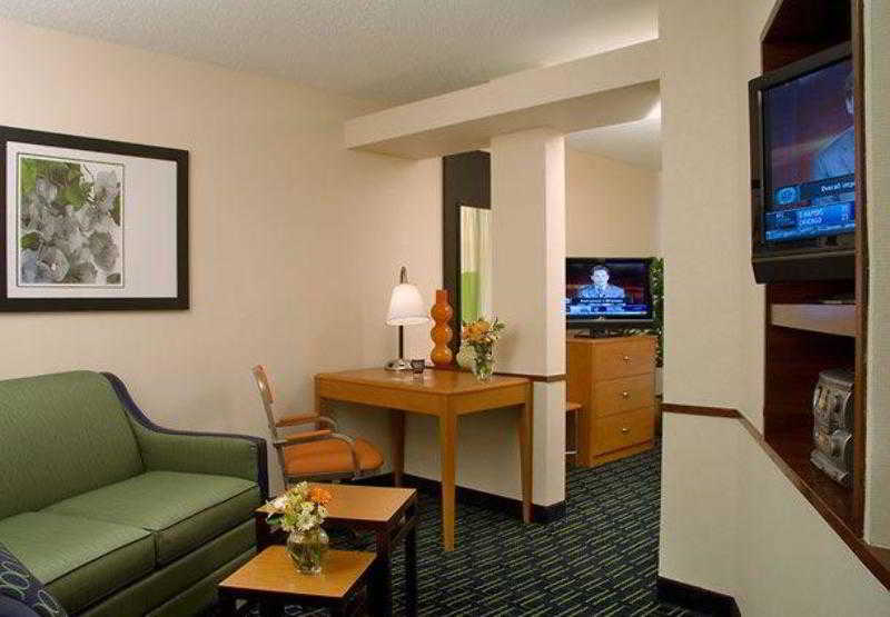 Fairfield Inn & Suites By Marriott Bloomington Buitenkant foto