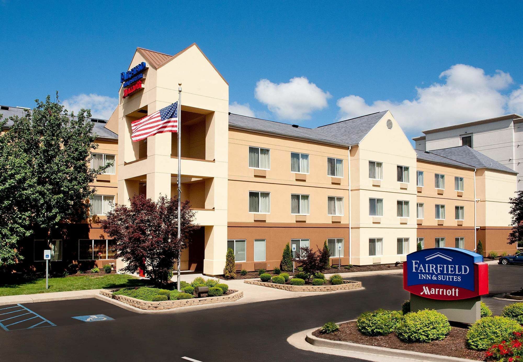 Fairfield Inn & Suites By Marriott Bloomington Buitenkant foto